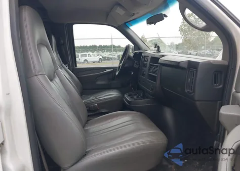 2008 Chevrolet Express Work Van из США, поврежденный, VIN 1GCFG15X481190344